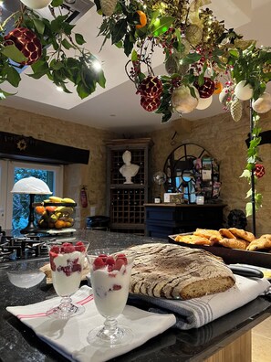 Tägliches inbegriffenes Frühstücksbuffet