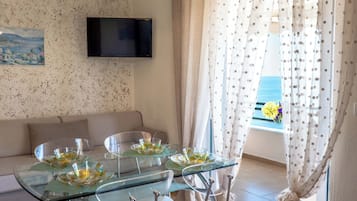 Apartamento, 1 habitación, fumadores, balcón | Comedor