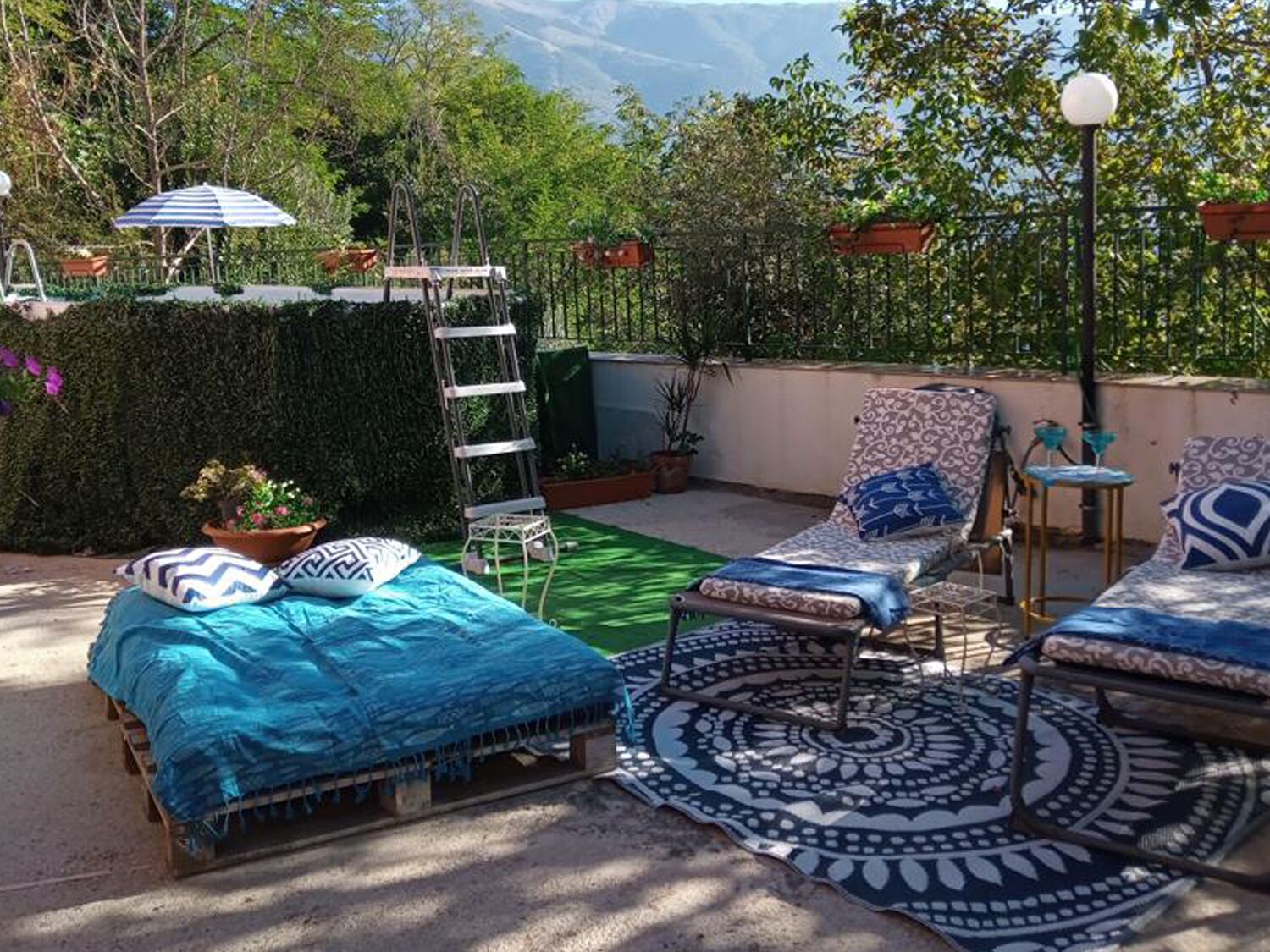 House | Property grounds