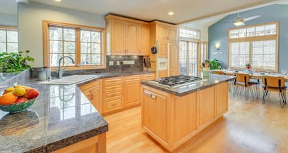 Beautiful Hailey Home: Walk to Big Wood River!