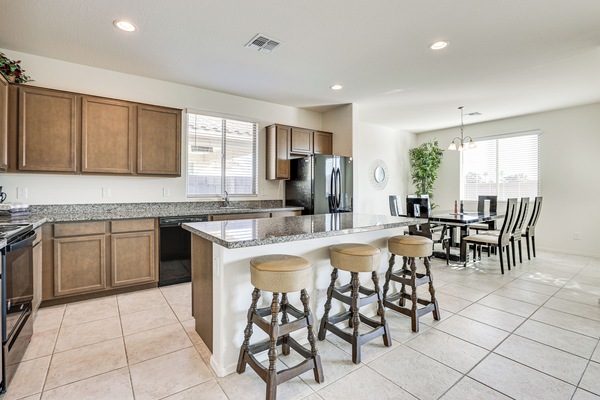 House (4 Bedrooms) | Interior