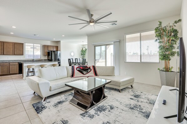 House (4 Bedrooms) | Interior