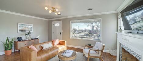 House (3 Bedrooms) | Depan hartanah