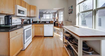 Pet-friendly Saint Paul Vacation Rental w/ Deck!