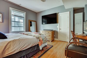 House (2 Bedrooms) | Interior - Pet-friendly Saint Paul Vacation Rental w/ Deck! (St. Paul)