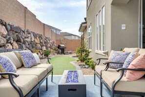 House (5 Bedrooms) | Interior - 12 Mi to Sand Hollow: Spacious Home w/ Game Room (Washington)