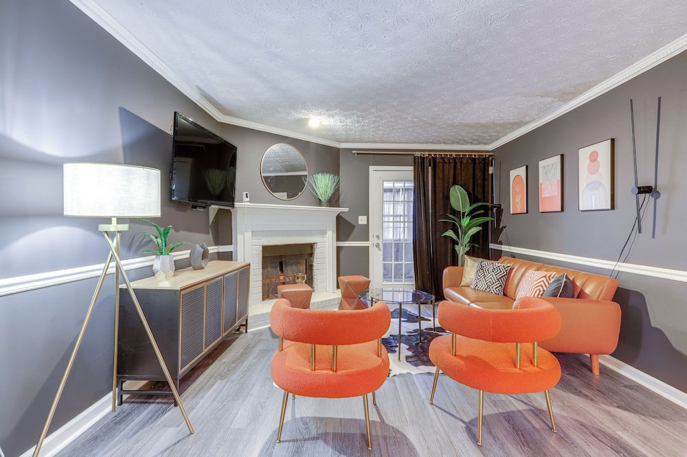 Atlanta Vacation Rental ~ 15 Mi to Downtown! - Riverdale, GA