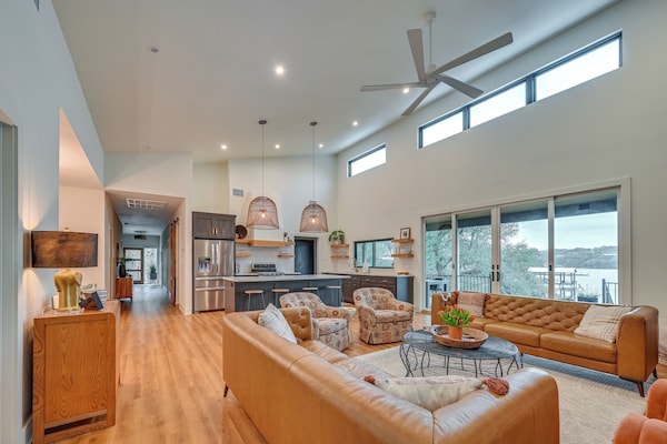 Waterfront Getaway On Lake Buchanan W/ Fire Pit! - Lake Buchanan, TX