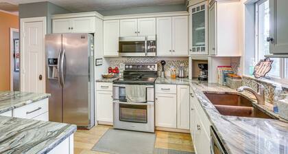 Auburndale Vacation Rental w/ Yard & Lake Views