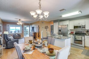 House (3 Bedrooms) | Front of property - Auburndale Vacation Rental w/ Yard & Lake Views (Auburndale)