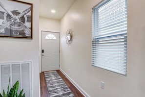 House (1 Bedroom) | Interior