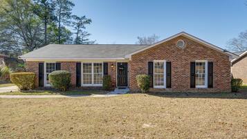 ูุงุฌูุฉ ุงูู
ูุดุฃุฉ