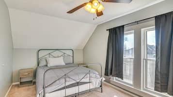 House (5 Bedrooms) | 5 bedrooms, bed sheets