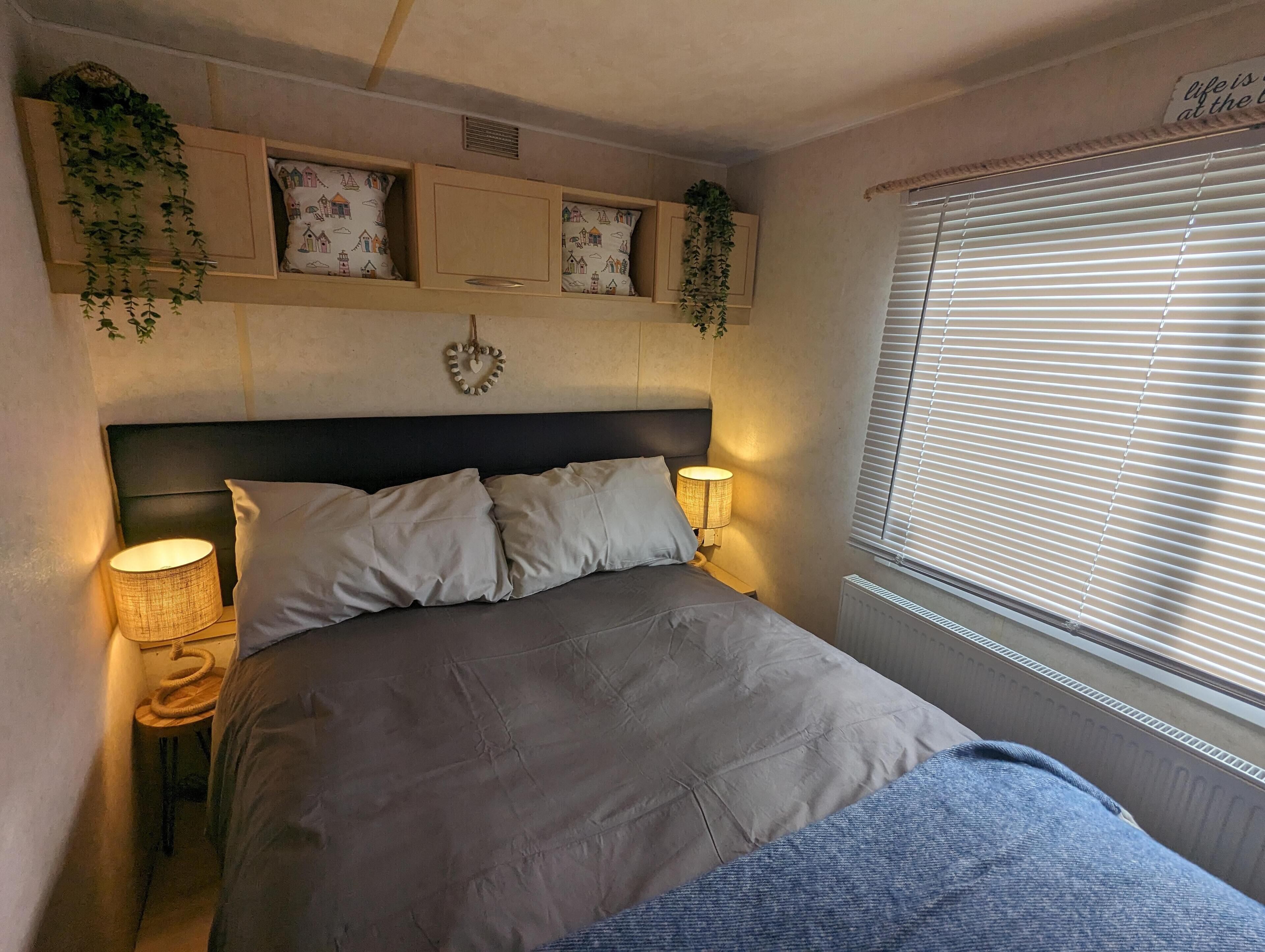 Cabin | 2 bedrooms, iron/ironing board, free WiFi, bed sheets