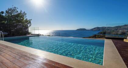 Canvas Villas By the Sea