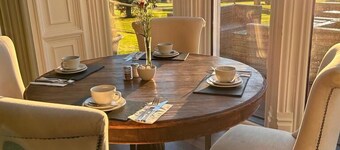 เวลเบค แมนเนอร์ และ กอล์ฟ