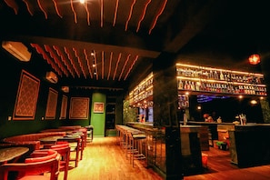Bar (en la propiedad)