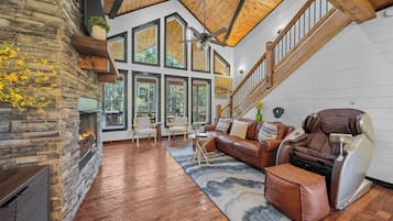 Televisor intel·ligent, llar de foc, videojocs i futbolí