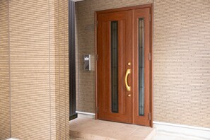 Property entrance - Ten-Cha House - Self-Check In Only (Osaka)