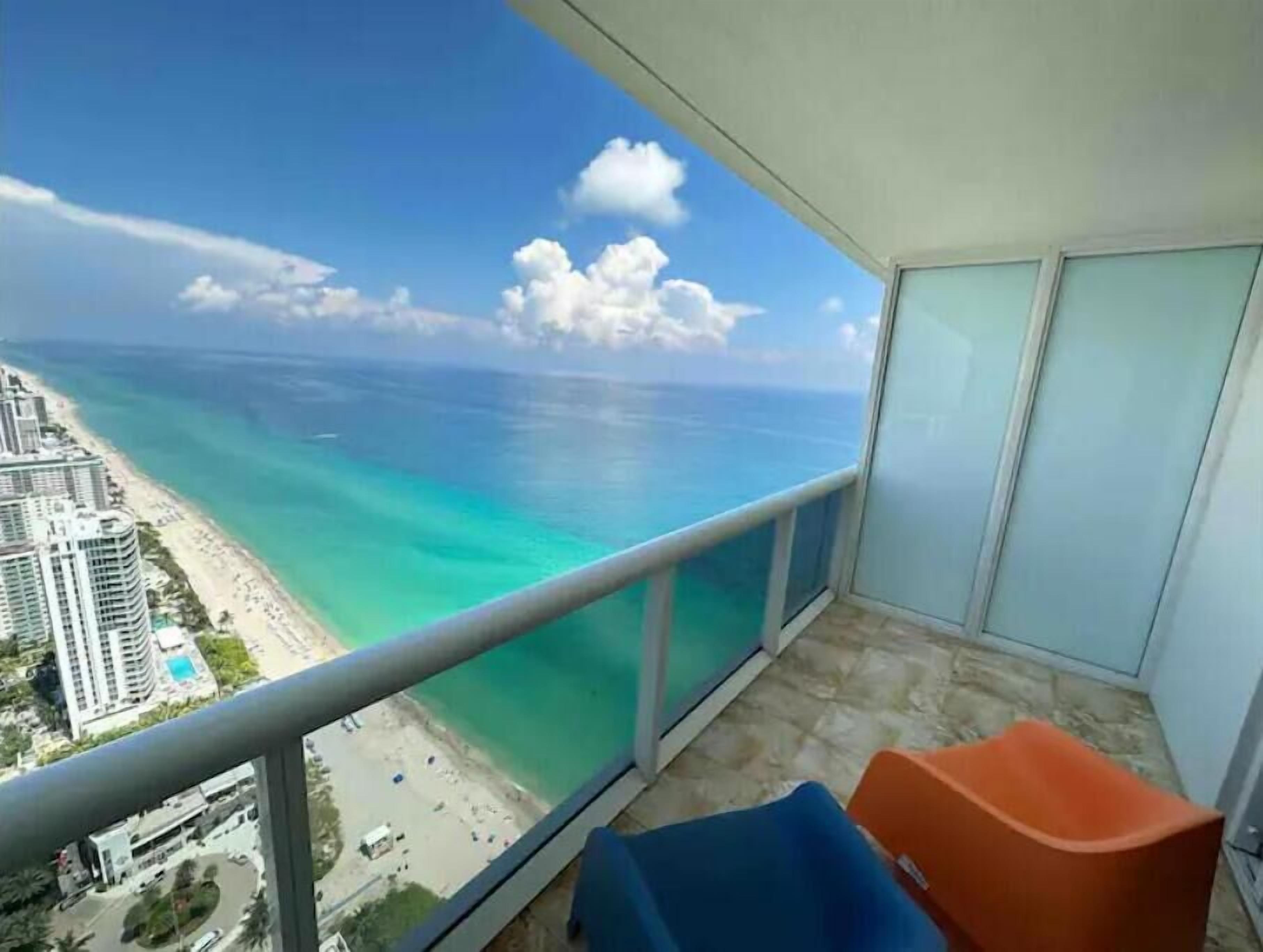 The Beach Club Hallandale 49th floor amazing views