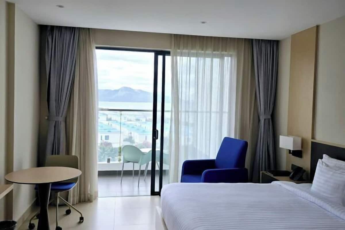 1 habitación, minibar, caja de seguridad en la habitación y escritorio