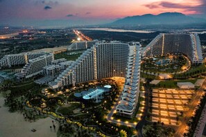 Front of property - Arena Resort Luxury With Ocean View (Cam Ranh)