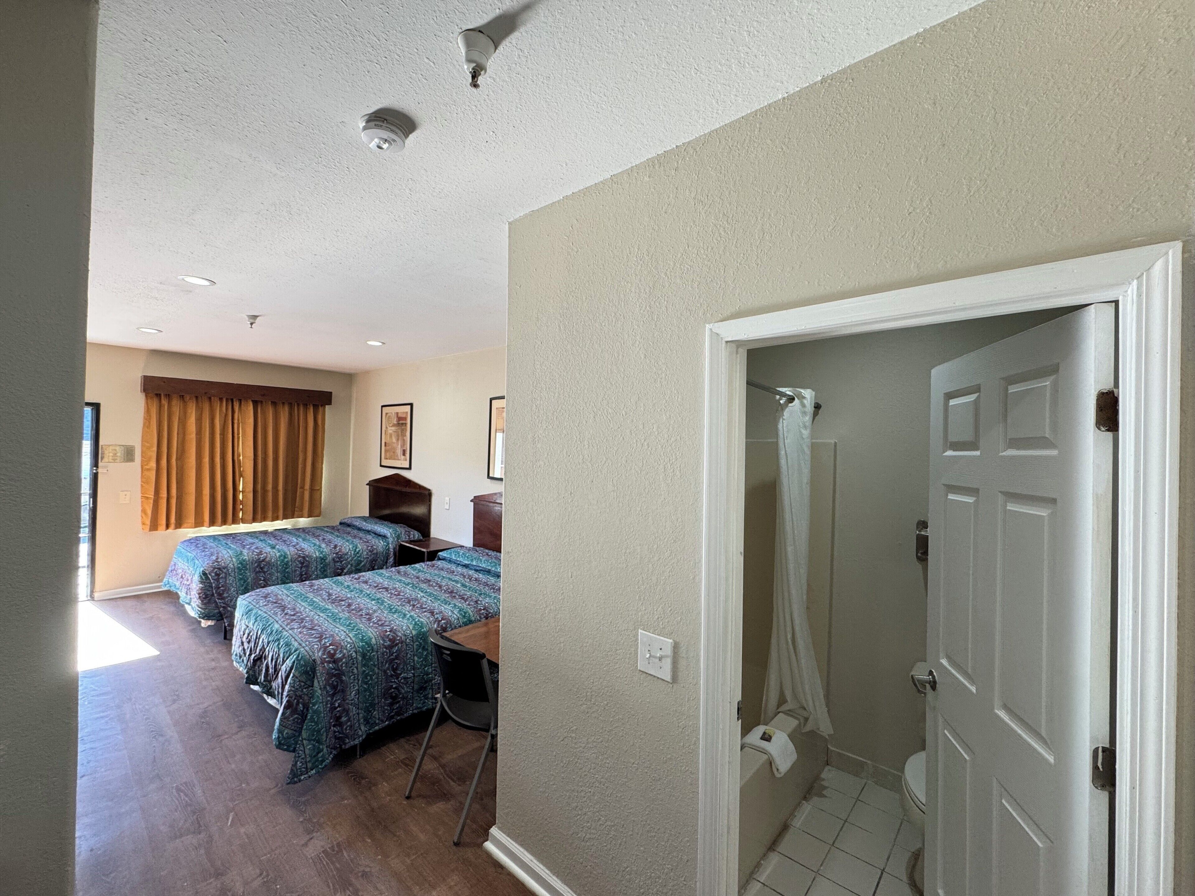 Individually furnished, desk, laptop workspace, free WiFi