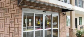 Garden Inn Hotel