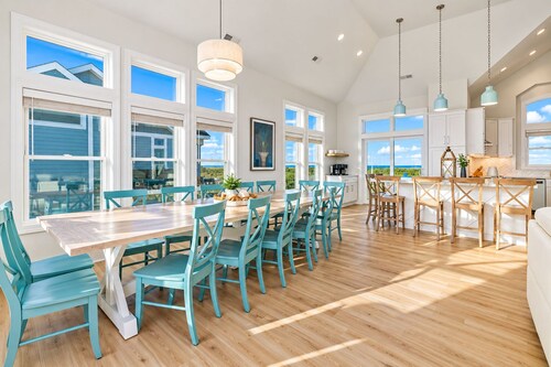 🌊 Ultra-Luxury OCEANFRONT | Private Heated Pool🏖️Hot Tub & Unmatched Views!