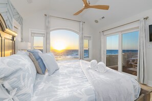 7 soverom, strykejern/-brett, reiseseng for barn og wi-fi (inkludert)