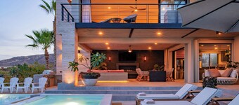 Casa Sonrisa: Modern home on Club Campestre Golf. Promos available.