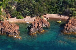 On the beach - Villa with pool in Theoule - 8 guests (Théoule-sur-Mer)