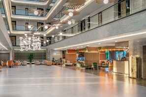 Área de estar no saguão