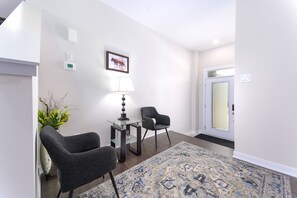 Interior - TownHome In Ottawa! (Ottawa)