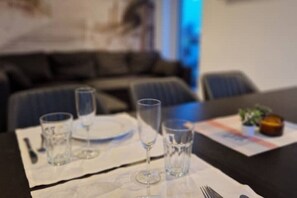 Dining - New city villa Flut 14 persons with sauna (Schülp)