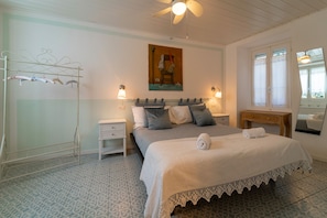 1 chambre, fer et planche Ă repasser, Wi-Fi gratuit, draps fournis