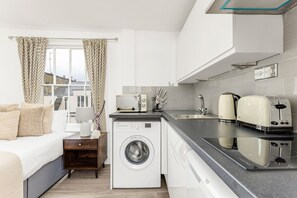 Basic Room | Private kitchen - The Paddington Rooms (London)