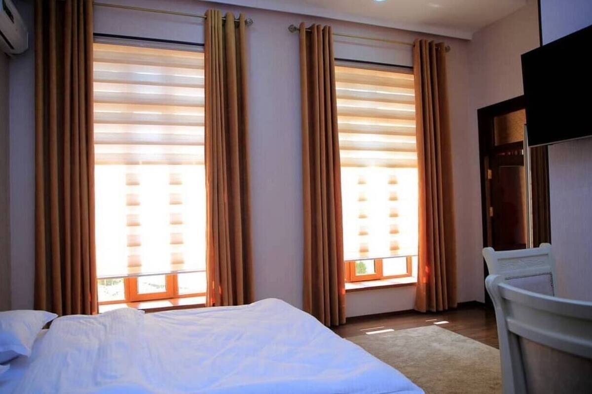 Basic Double Room | In-room safe, desk, laptop workspace, blackout drapes