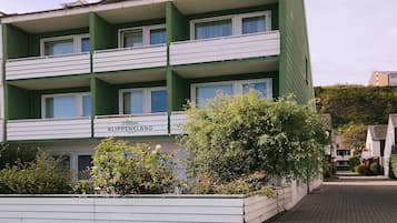 Fassade der Unterkunft â Abend/Nacht