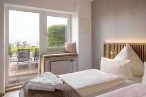 Komfort Doppelzimmer mit Meerblick | Pengeskab på værelset, individuelt design, individuel indretning