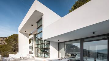 Facciata della struttura