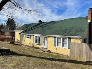 Exterior - Wheeling Feeling (Wheeling)