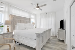 3 habitaciones, escritorio, tabla de planchar con plancha y wifi gratis 