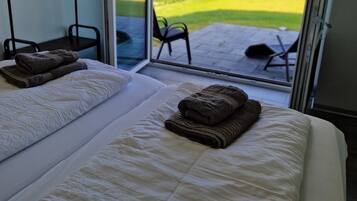 7 makuuhuonetta, Wi-Fi, vuodevaatteet