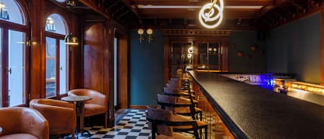 Bar (en la propiedad)