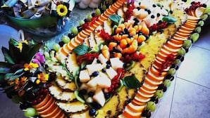 Makanan dan minuman