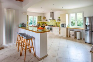 Mikrobølgeovn, opvaskemaskine