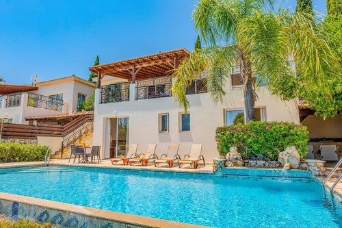 Villa Oceana by Villa Plus