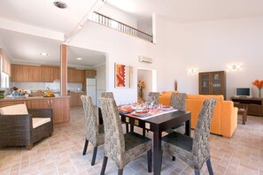 Dining - Villa Tia Elanor by Villa Plus (Jávea)