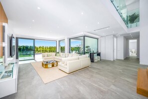 Smart TV, ping pong - Villa Opala by Villa Plus (Vale Rebelho)